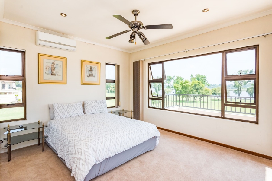 5 Bedroom Property for Sale in Club Milos Estate Free State